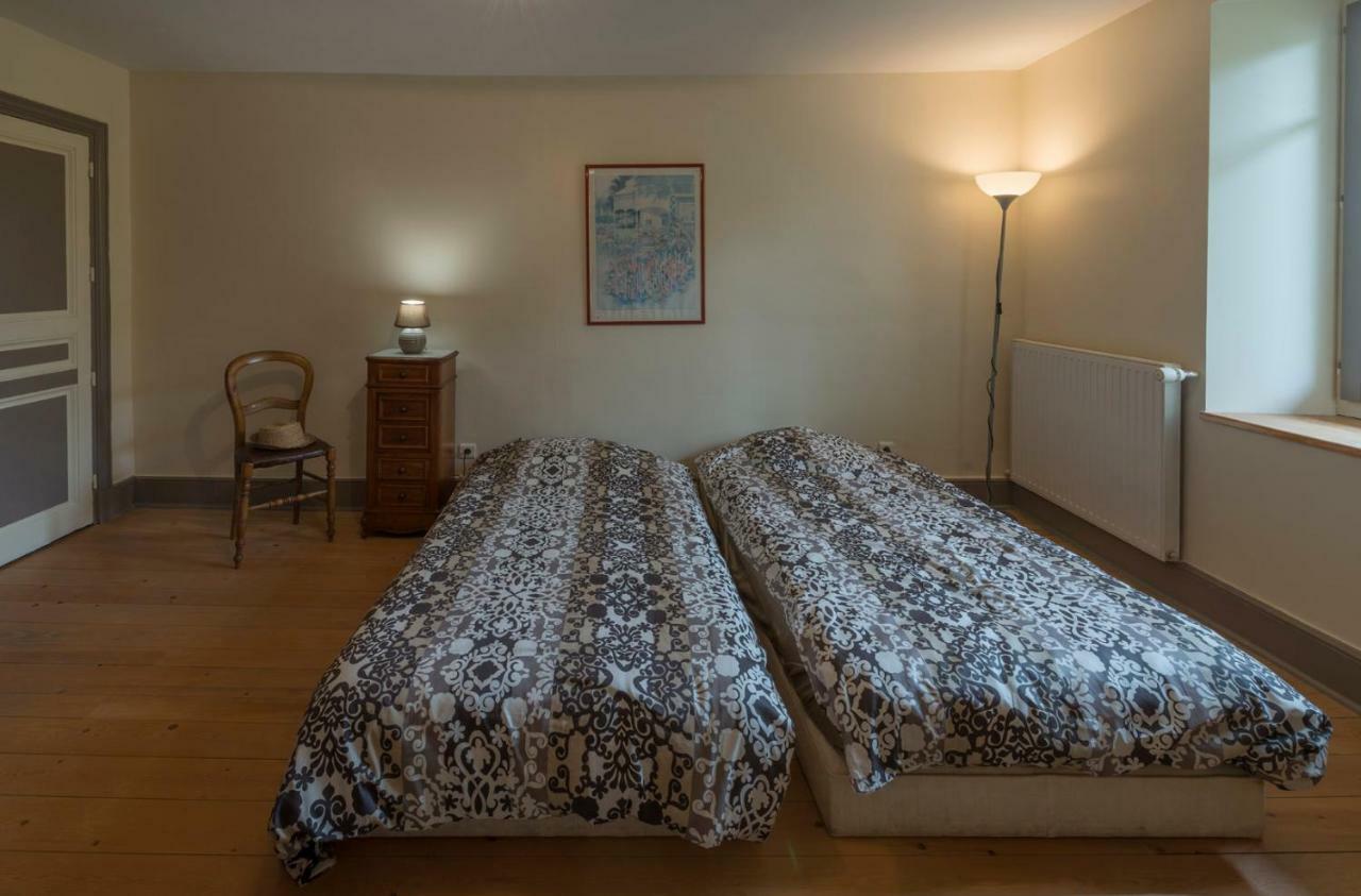Chambres D'Hotes Des Deux Lacs Ceyzerieu Exterior foto
