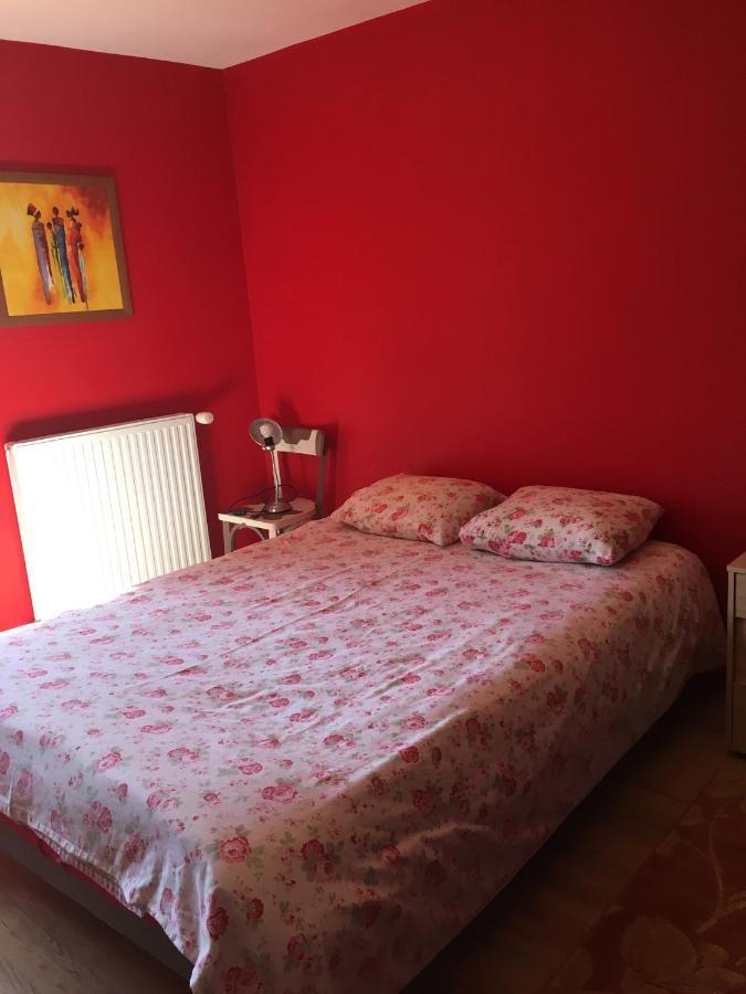 Chambres D'Hotes Des Deux Lacs Ceyzerieu Exterior foto